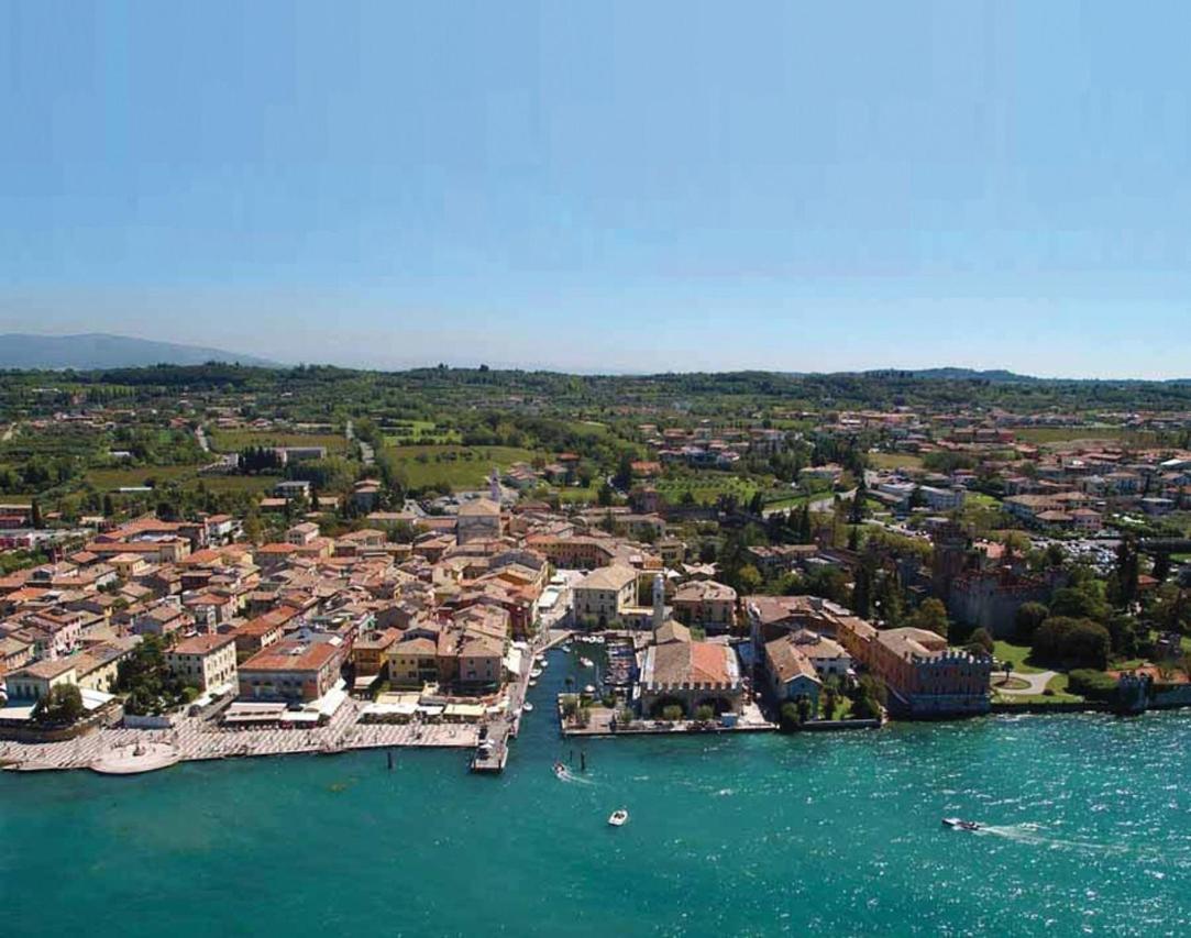 Lagoon Apartments Lazise Exterior foto